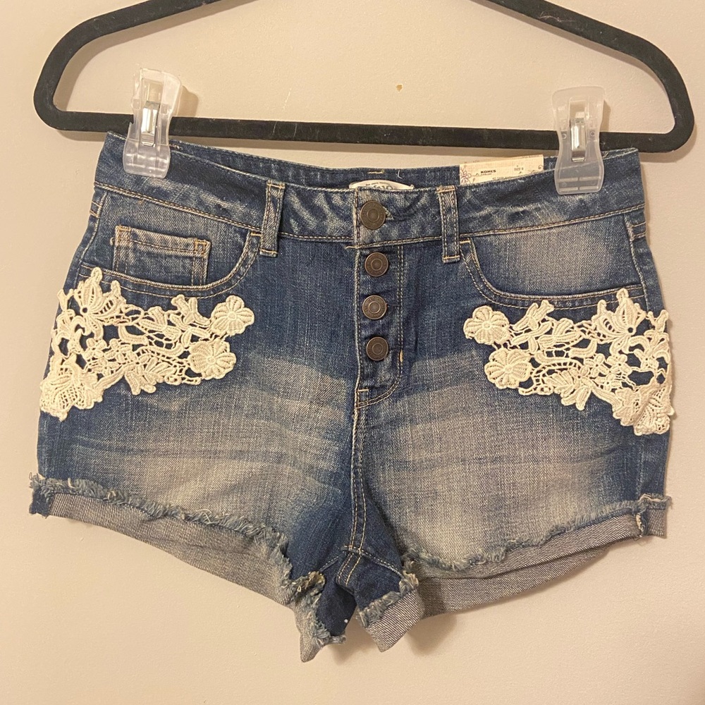 Mudd 401 Dark Wash Jean Shorts With Button Fly and White Embroidery